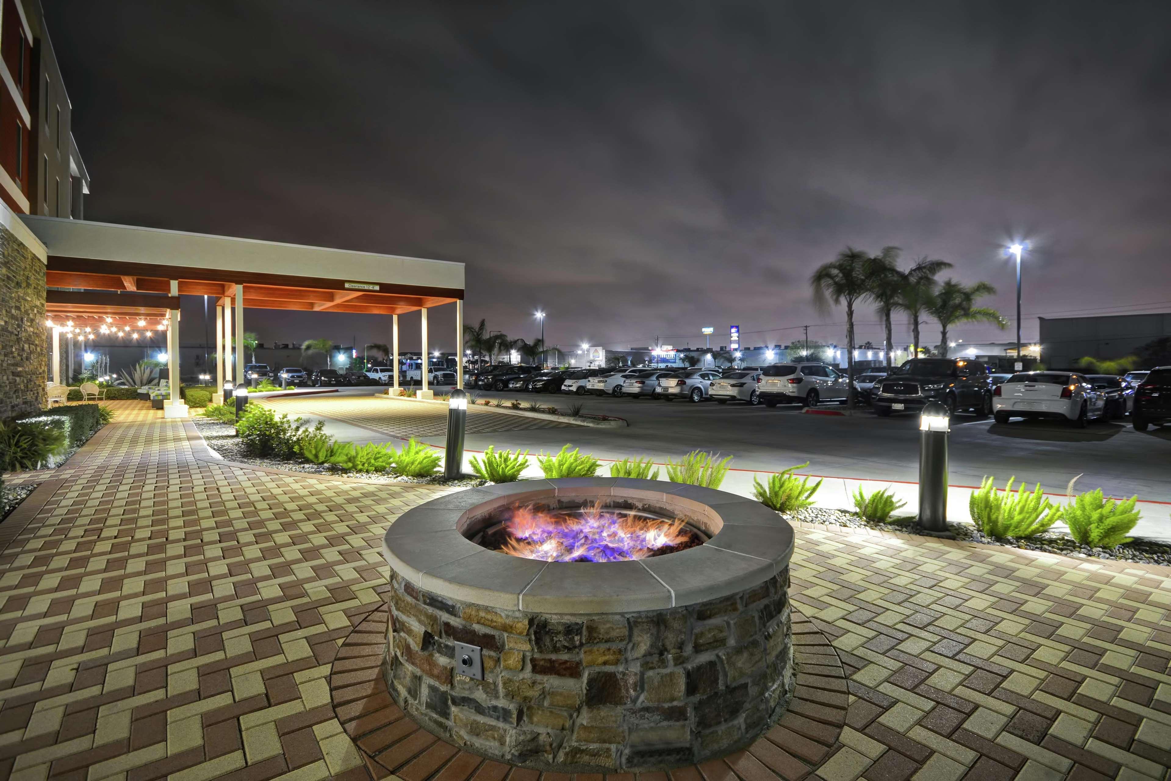 Home2 Suites By Hilton Brownsville Exterior foto